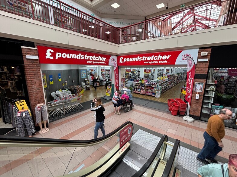 Market Hall St, Cannock à louer - Photo du bâtiment - Image 2 de 14
