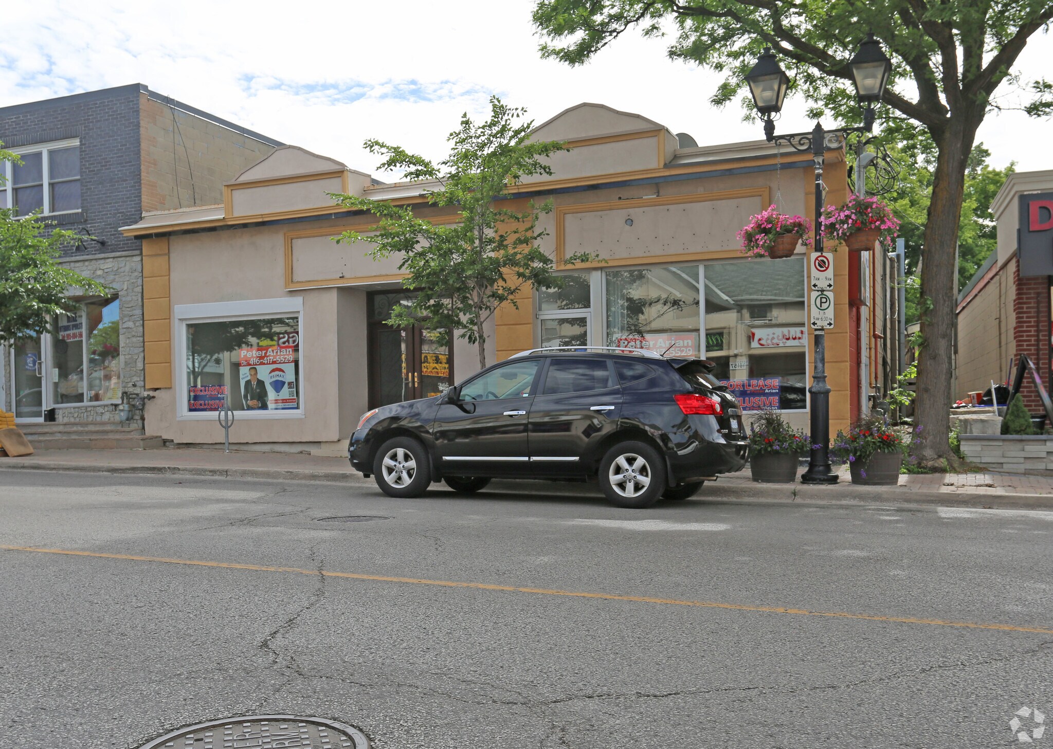 10156-10158 Yonge St, Richmond Hill, ON for sale Primary Photo- Image 1 of 1