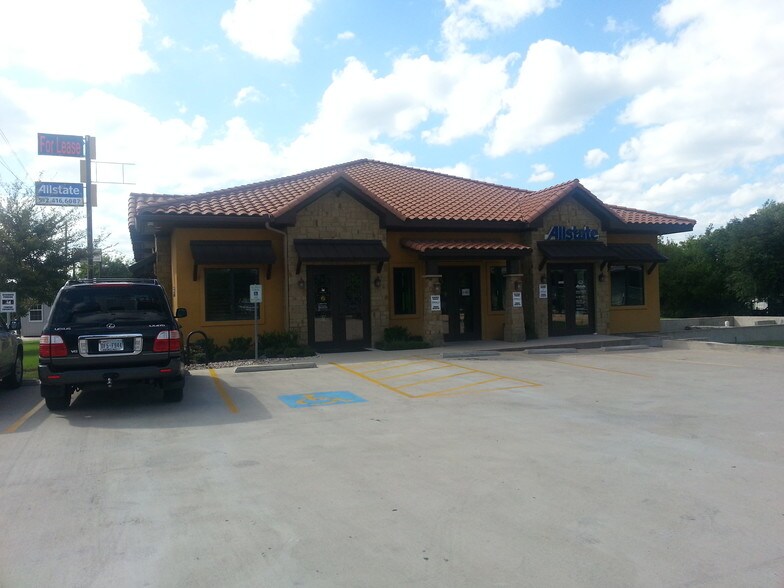 5506 W Highway 290, Austin, TX à louer - Photo du bâtiment - Image 3 de 6