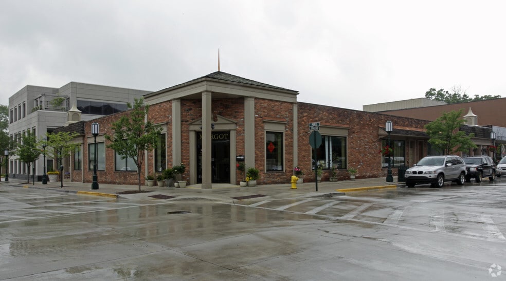 101-107 Townsend St, Birmingham, MI for sale - Primary Photo - Image 1 of 5