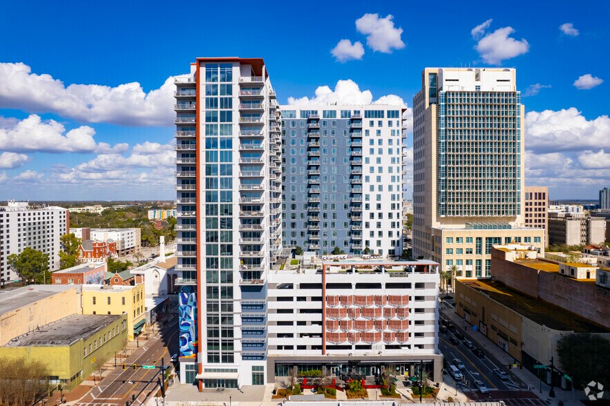 915 N Franklin St, Tampa, FL à louer - Photo du bâtiment - Image 1 de 10