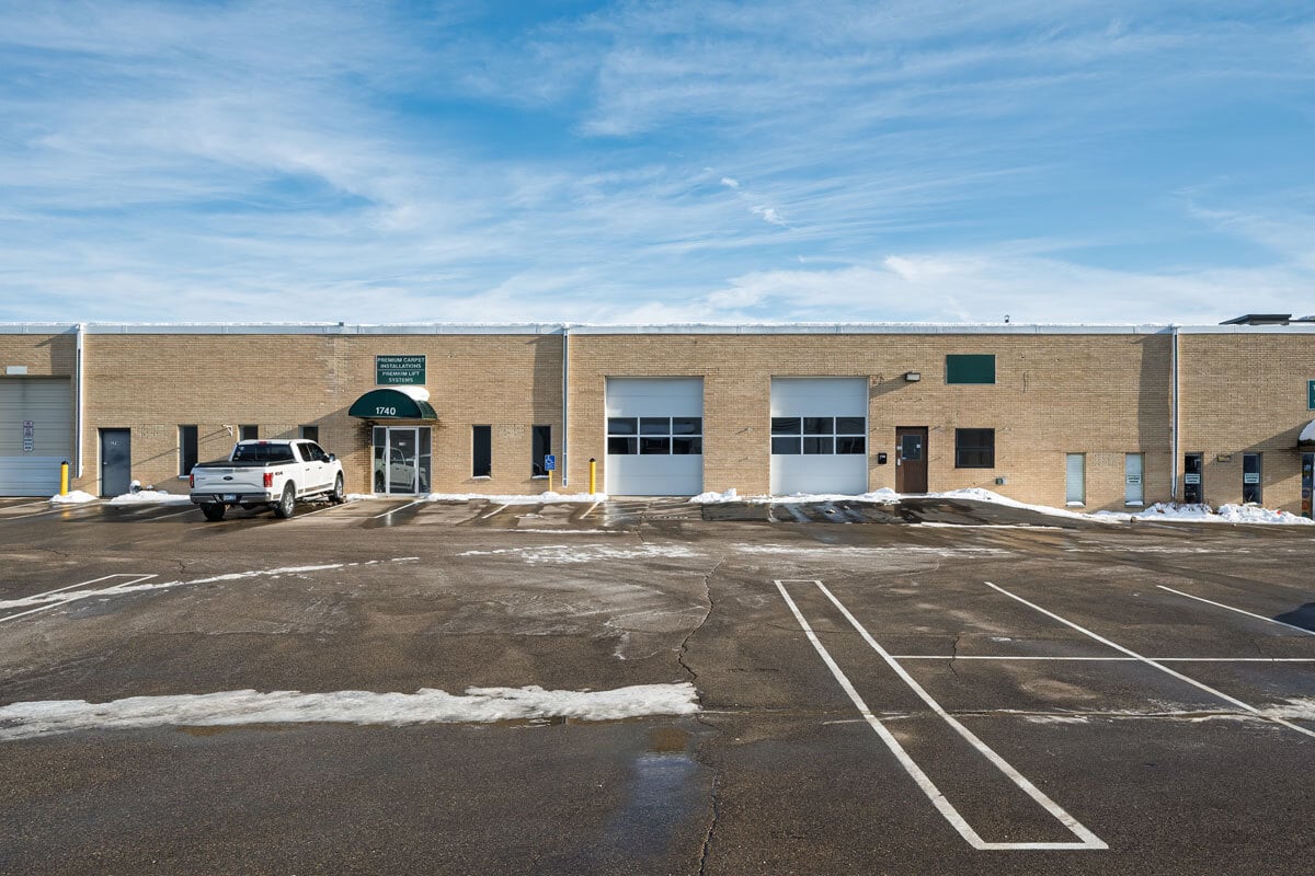 1720-1746 Terrace Dr, Roseville, MN for lease Building Photo- Image 1 of 7