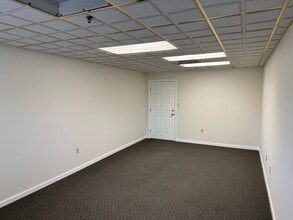 7310 Grove Rd, Frederick, MD for lease Interior Photo- Image 1 of 6