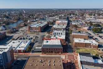 1 W Queens Way, Hampton, VA - Aérien  Vue de la carte