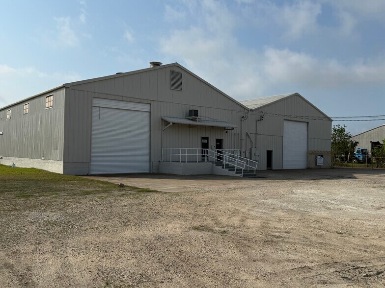 3024 Commerce St, Port Arthur, TX à vendre - Photo du bâtiment - Image 3 de 5