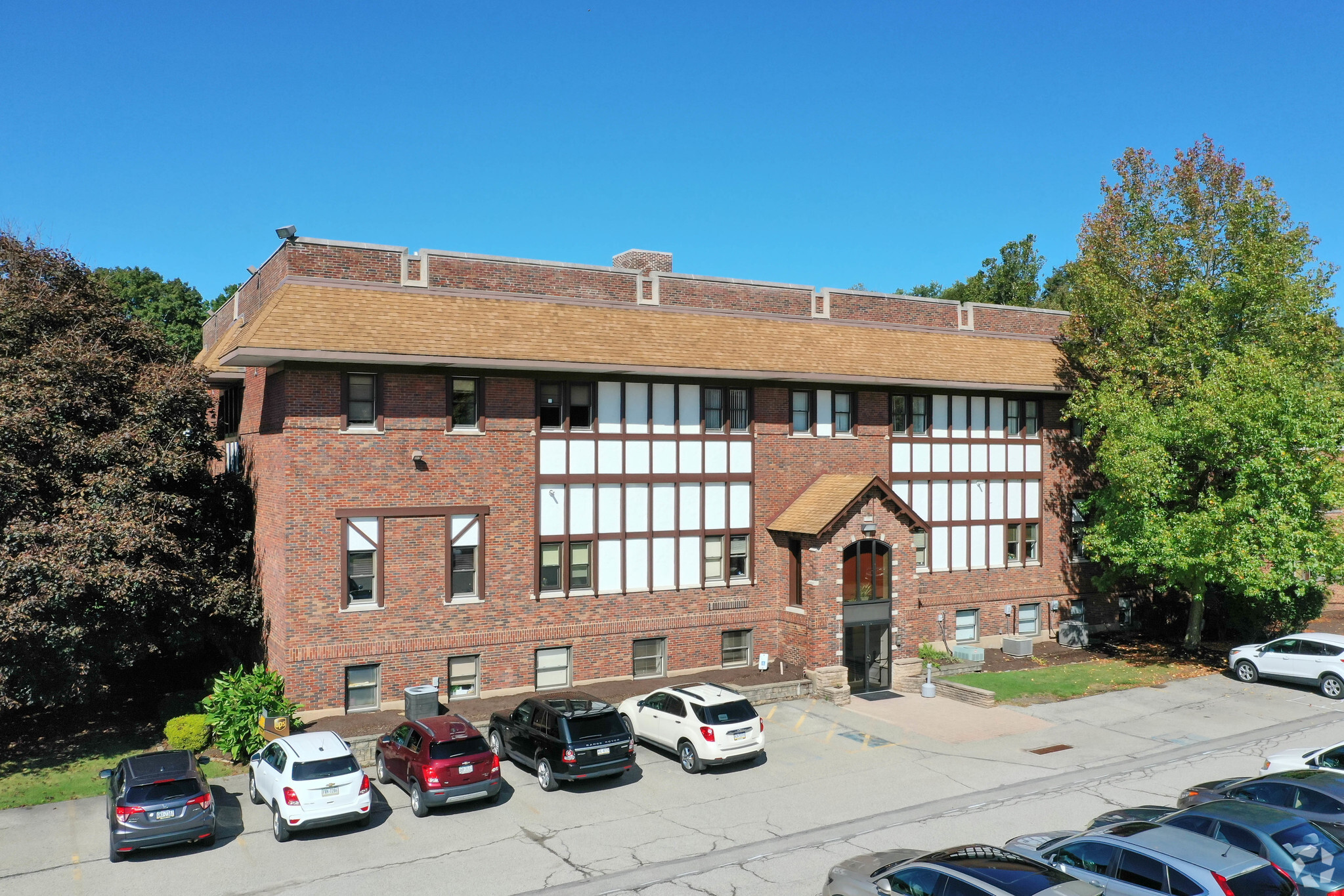 4701 Baptist Rd, Pittsburgh, PA for lease Primary Photo- Image 1 of 7