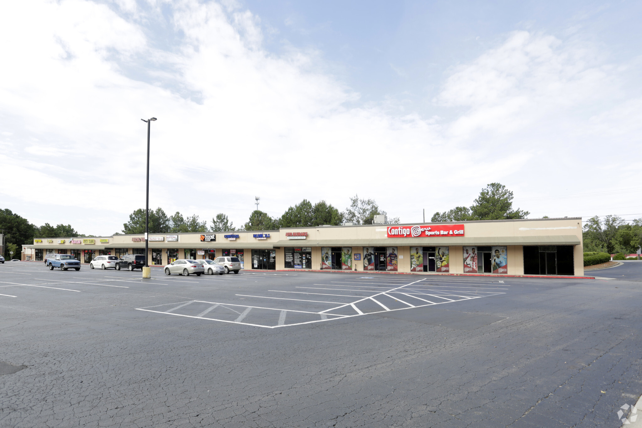 1241 Indian Trail Rd, Norcross, GA for lease Primary Photo- Image 1 of 5