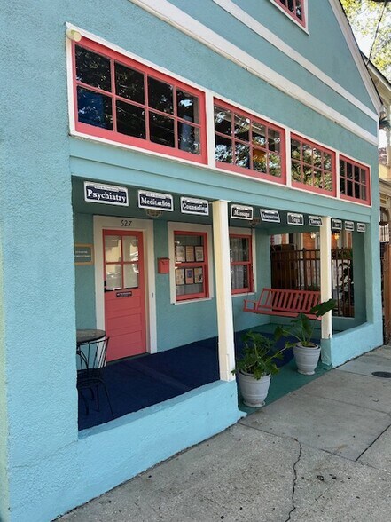 627 Opelousas Ave, New Orleans, LA à louer - Photo du bâtiment - Image 3 de 3