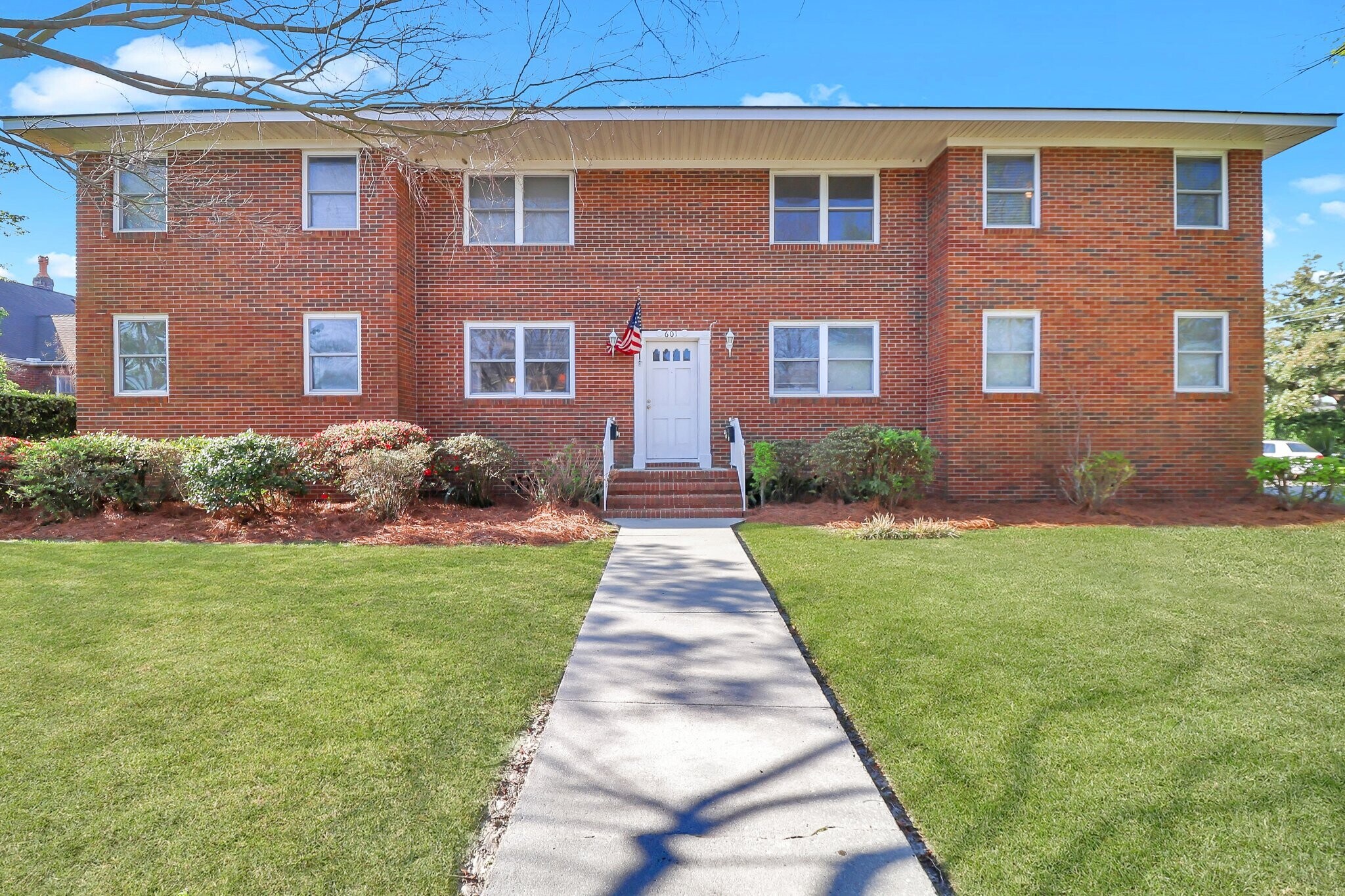 601 E 53rd St, Savannah, GA à vendre Photo principale- Image 1 de 1