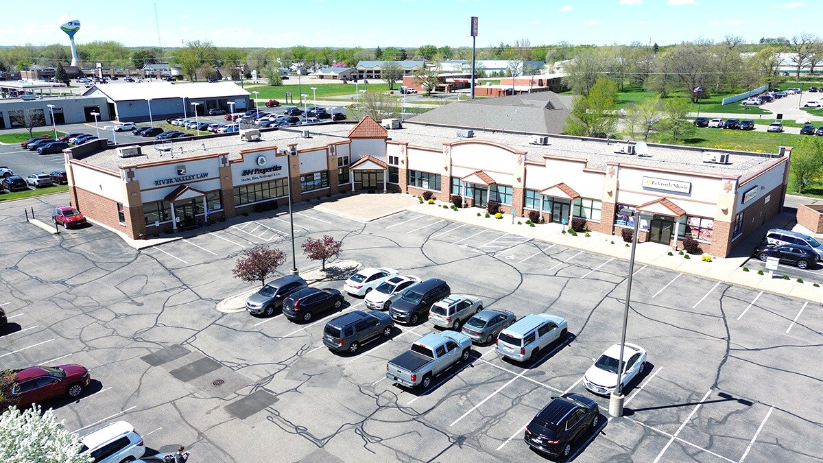 159-183 7th Ave S, Waite Park, MN for lease Primary Photo- Image 1 of 10