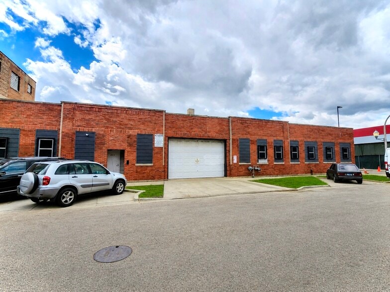 4519-4529 W Haddon Ave, Chicago, IL for lease - Primary Photo - Image 1 of 8