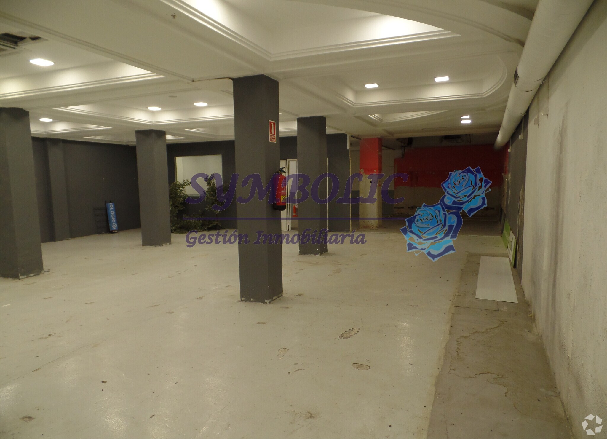 Multifamily in Madrid, Madrid for sale Interior Photo- Image 1 of 2