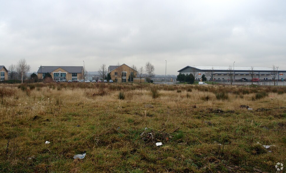 Waters Meeting Rd, Bolton for lease - Building Photo - Image 3 of 6