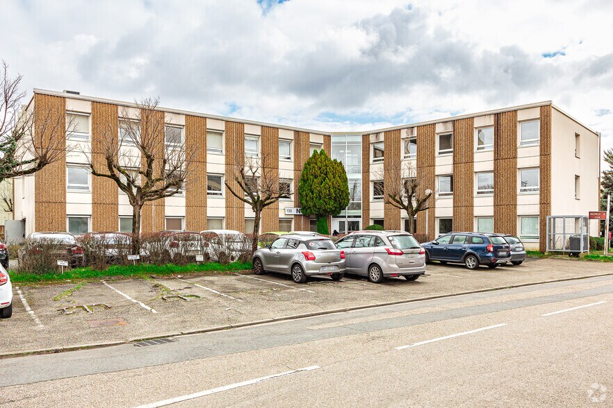 136 Chemin Du Moulin Carron, Écully for lease - Primary Photo - Image 1 of 16