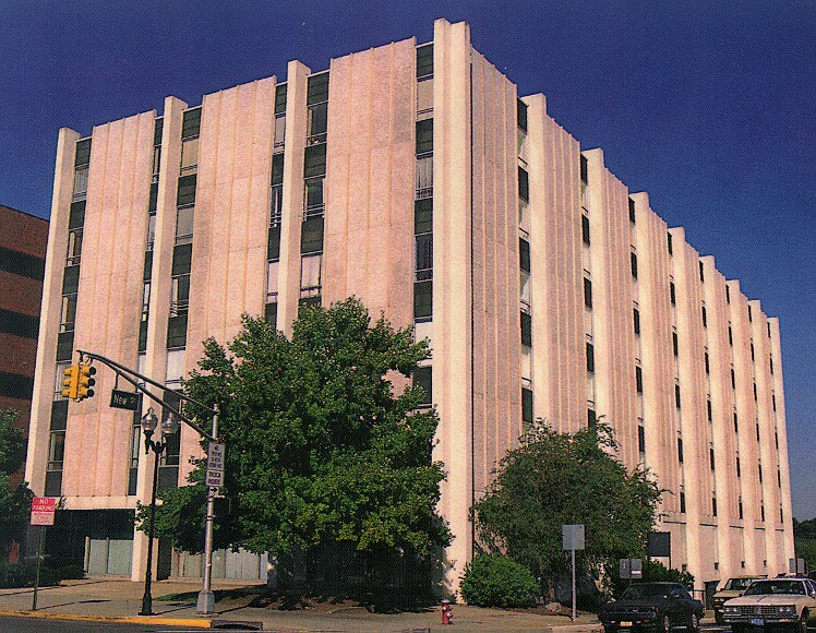 303 George St, New Brunswick, NJ à louer Photo du bâtiment- Image 1 de 7