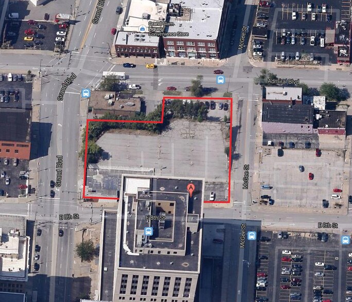 724 McGee St, Kansas City, MO à vendre - Photo du bâtiment - Image 3 de 12