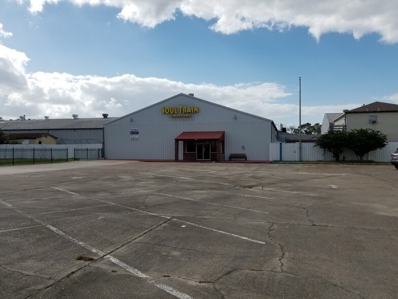 1415 Whitney Ave, Gretna, LA for sale - Building Photo - Image 2 of 3