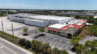 Plus de détails pour 2996 Hanson St, Fort Myers, FL - Industriel à louer