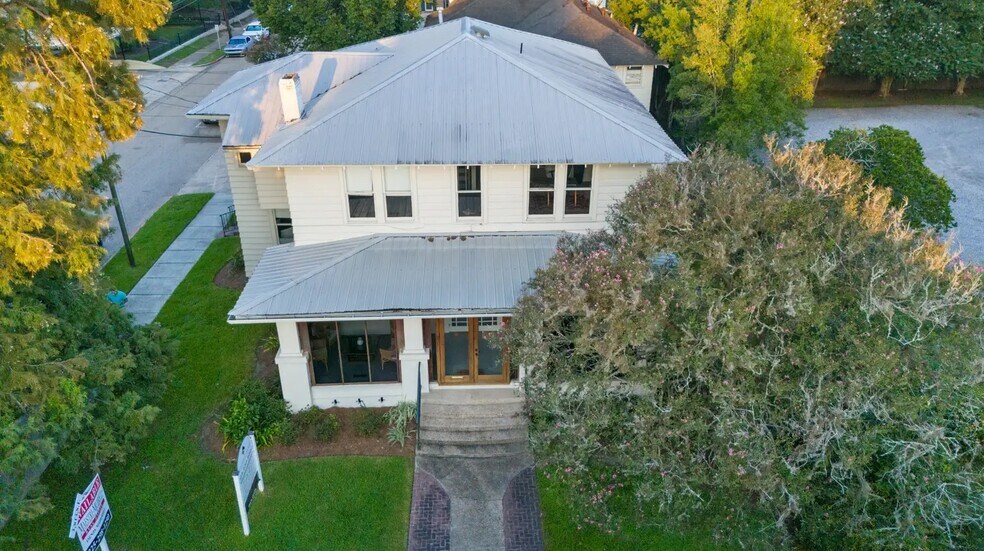 758 St Charles St, Baton Rouge, LA à louer - Photo du bâtiment - Image 2 de 33