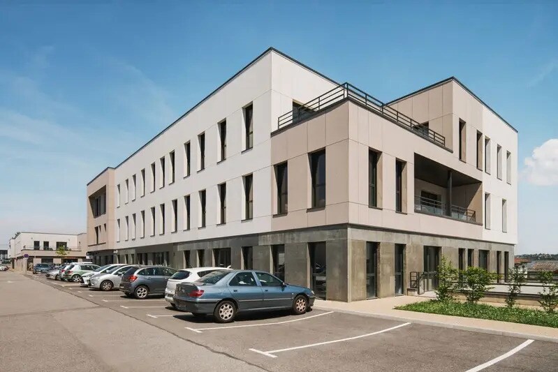 Bureau dans Limas à louer - Photo du bâtiment - Image 2 de 10