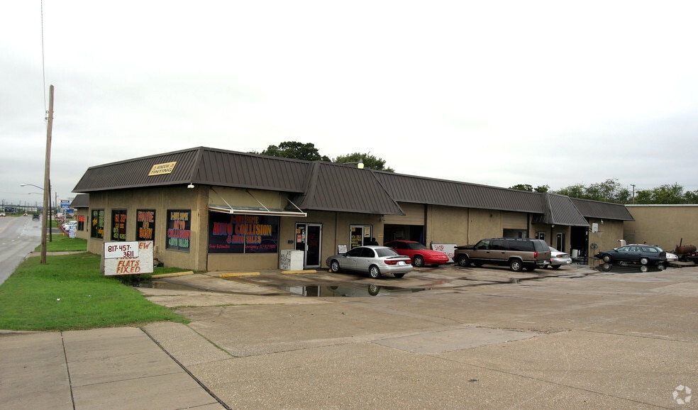 6933 E Lancaster Ave, Fort Worth, TX for lease - Building Photo - Image 2 of 6
