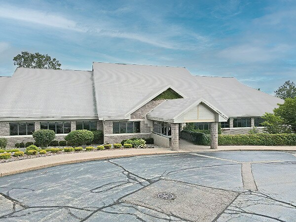 1044 Eastbury Dr, Lansing, MI for lease Building Photo- Image 1 of 5