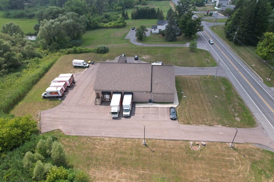 3288 Route 5, Canastota, NY à vendre - Photo du bâtiment - Image 3 de 4