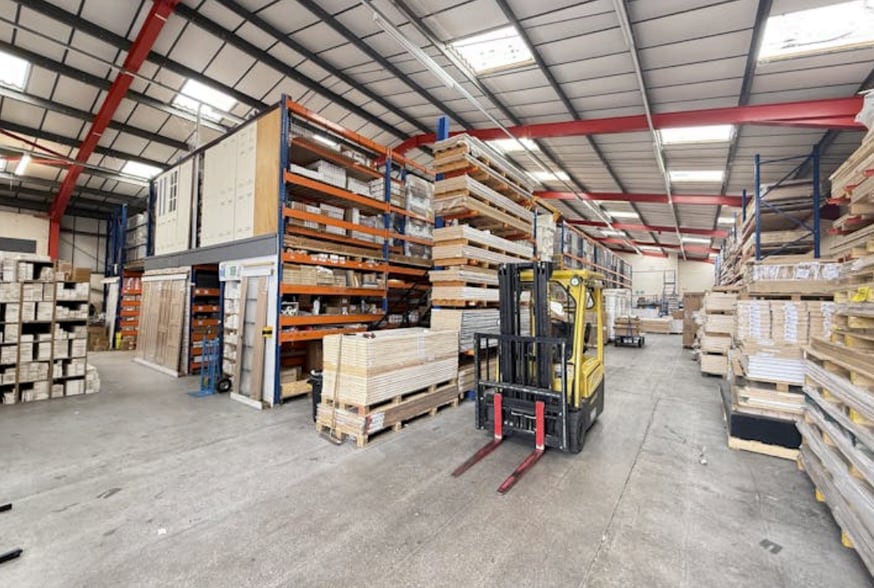 Brassey Clos, Peterborough for lease - Interior Photo - Image 3 of 7