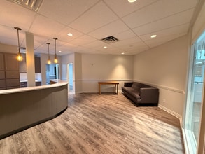 7138 S Highland Dr, Salt Lake City, UT for lease Interior Photo- Image 2 of 20