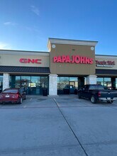 910-1012 S Crowley Rd, Crowley, TX à louer Photo du bâtiment- Image 2 de 2