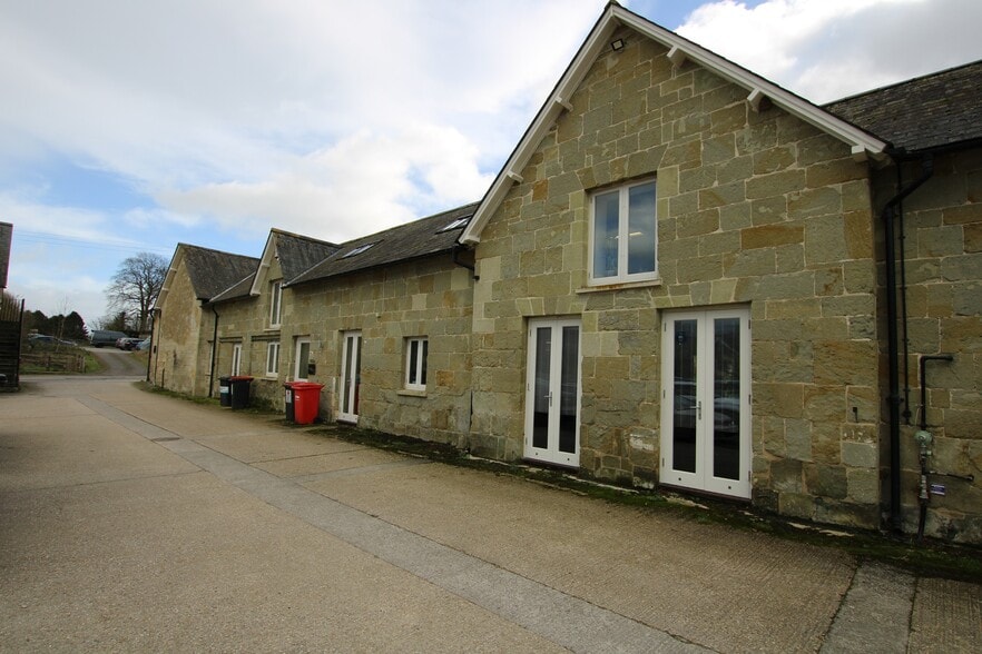 Manor Farm, Burcombe à louer - Photo du bâtiment - Image 2 de 4