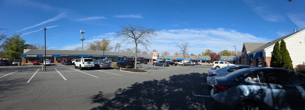 3800 Quakerbridge Rd, Mercerville, NJ à louer - Photo du bâtiment - Image 2 de 4