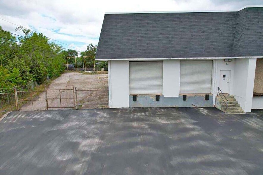 23 Old Mill Rd, Greenville, SC à louer - Photo du bâtiment - Image 3 de 10