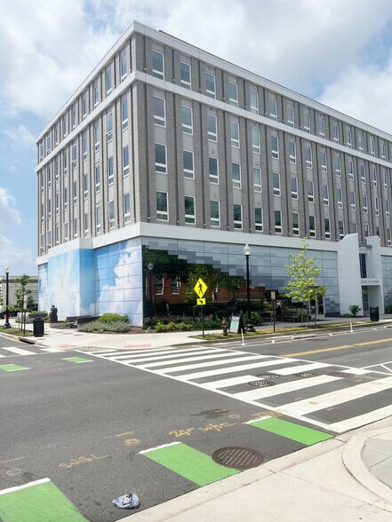 60 I St SW, Washington, DC à louer - Photo du bâtiment - Image 2 de 10