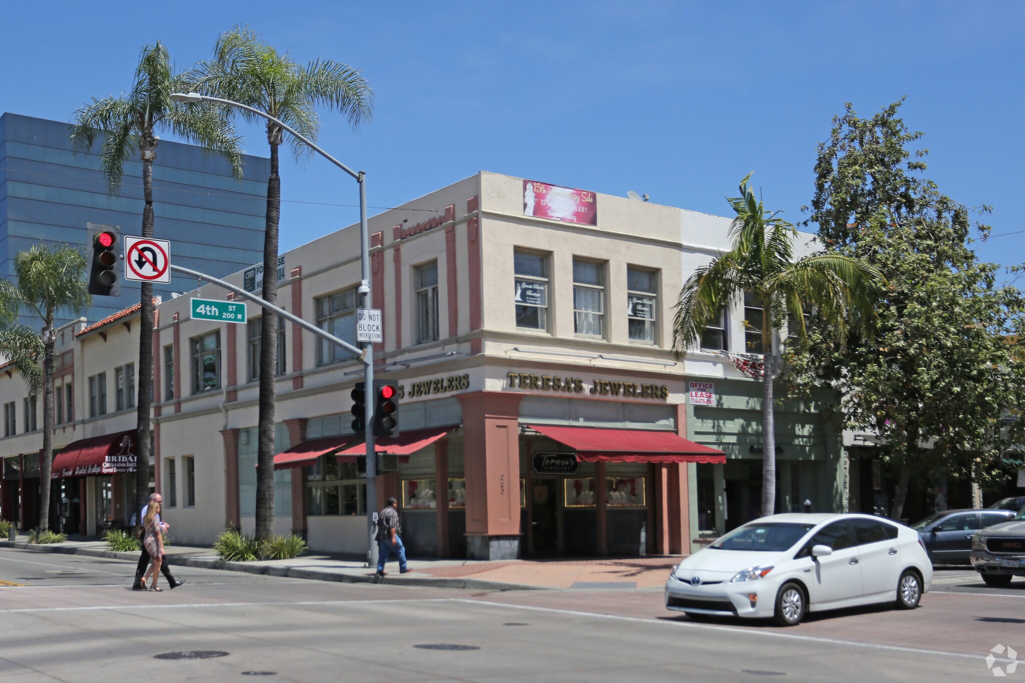 405-407 N Broadway, Santa Ana, CA for lease Primary Photo- Image 1 of 7
