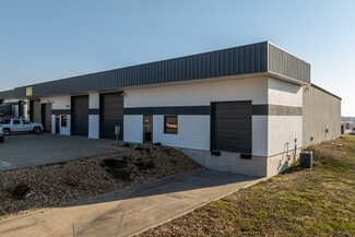 Plus de détails pour 1109-1113 Valley Ridge Dr, Grain Valley, MO - Industriel à louer