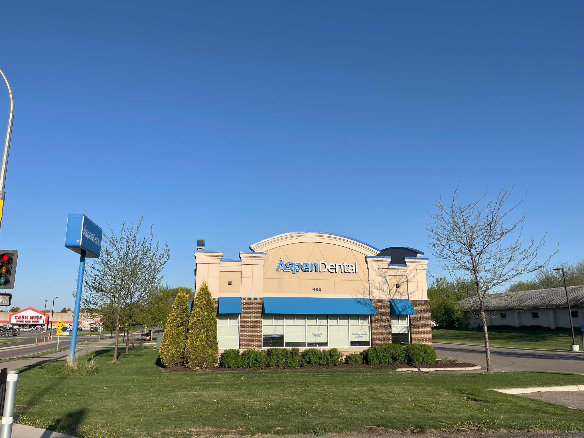 964 Highway 15 S, Hutchinson, MN for sale Building Photo- Image 1 of 5