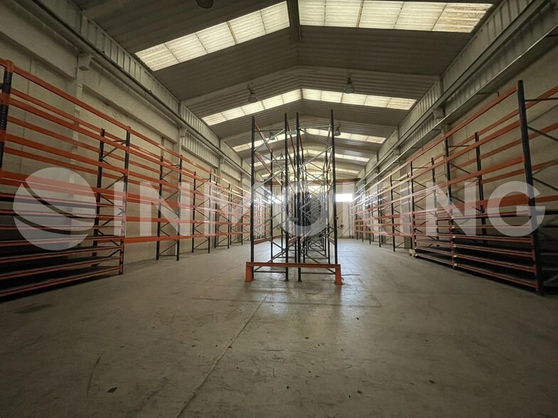 Industriel dans San Fernando de Henares, Madrid à vendre - Photo du bâtiment - Image 3 de 48