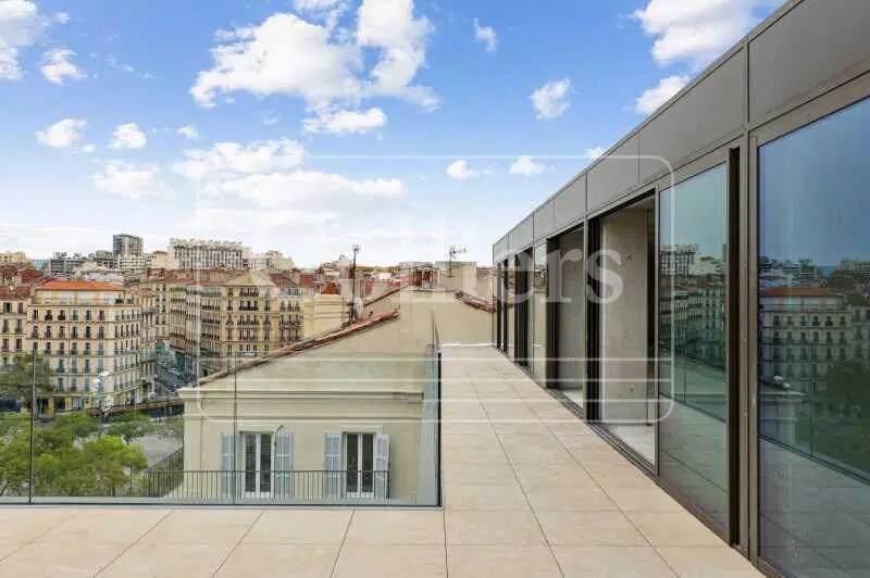 Bureau dans Marseille à louer - Photo du bâtiment - Image 3 de 4