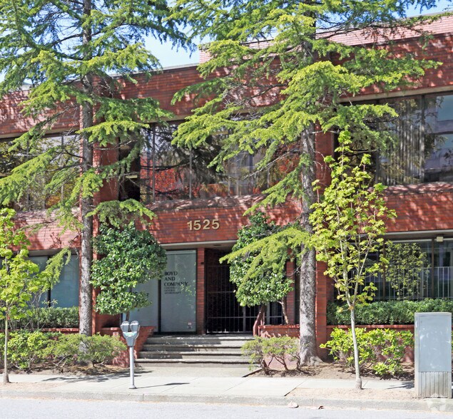 1525 8th Av W, Vancouver, BC à louer - Photo du bâtiment - Image 2 de 2