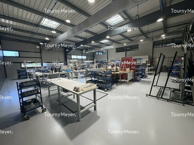 4 Impasse Léonce Couture, Toulouse for lease - Interior Photo - Image 3 of 9