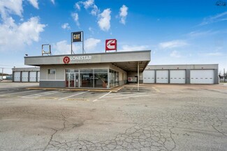 Plus de détails pour 2901 Jacksboro Hwy, Wichita Falls, TX - Bureau à vendre