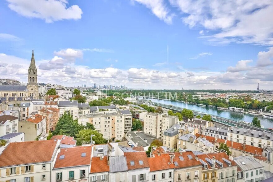 Bureau dans Saint-Cloud à louer - Photo du bâtiment - Image 3 de 9