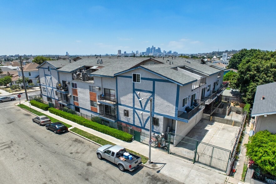 2505 Hancock St, Los Angeles, CA for sale - Building Photo - Image 1 of 16