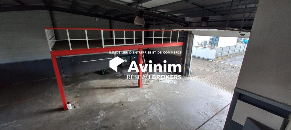 Industrial in Colomiers for lease - Interior Photo - Image 3 of 9