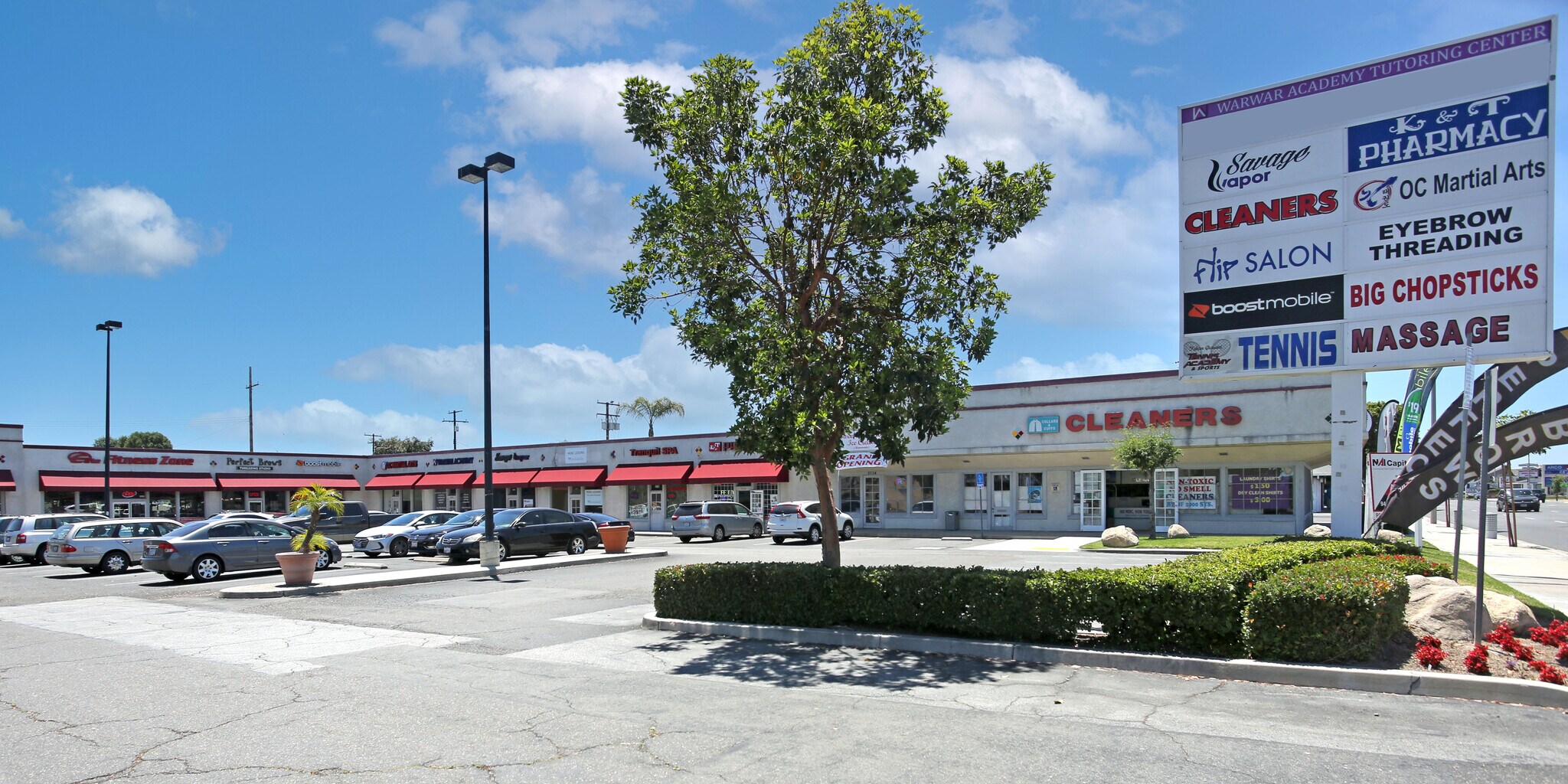3110-3134 E Chapman Ave, Orange, CA à louer Photo du bâtiment- Image 1 de 2