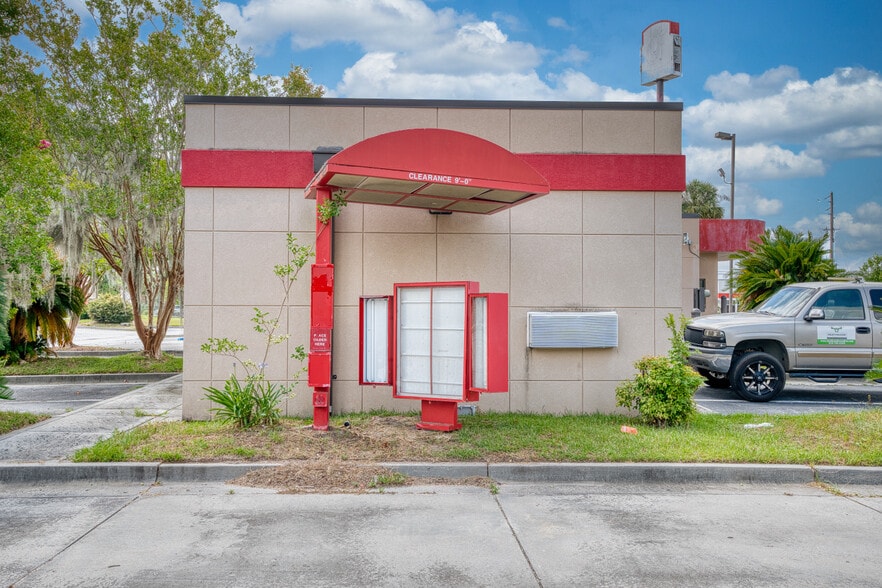 1197 Lakes Blvd, Lake Park, GA for lease - Building Photo - Image 2 of 75