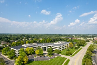 900 Wilshire Dr, Troy, MI - AÉRIEN Vue de la carte