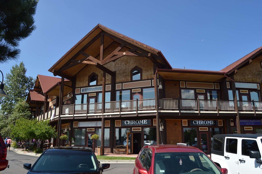 32156 Castle Ct, Evergreen, CO à louer - Photo du bâtiment - Image 2 de 7