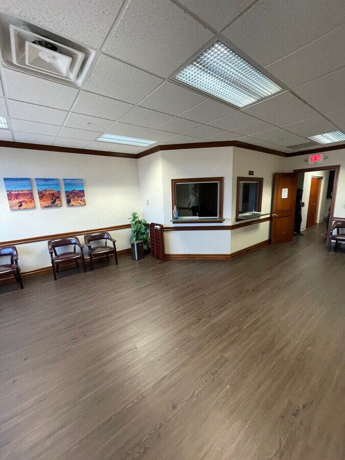 3075 Governors Place Blvd, Dayton, OH 45409 - Unit 210 -  - Interior Photo - Image 2 of 7